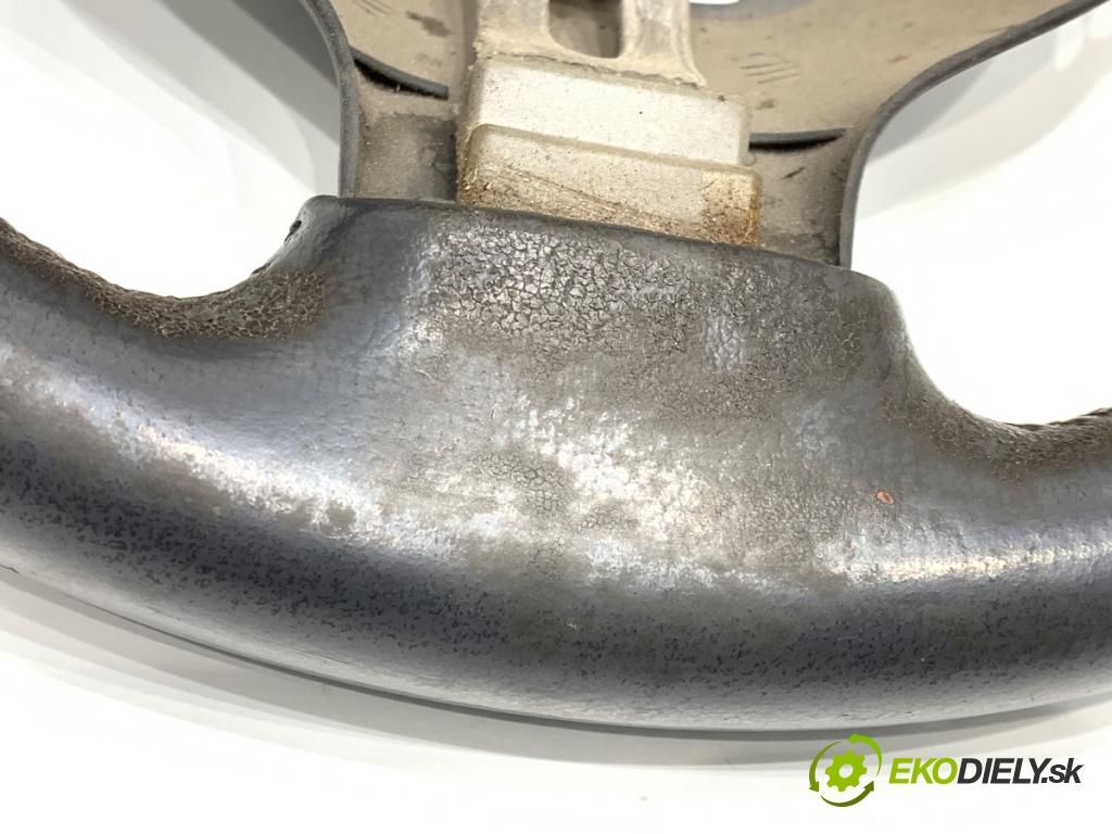 SUZUKI JIMNY III samochód terenowy zamknięty 2009 63 kW 1.5 DDiS 4x4 1461 Volant  (Volant)