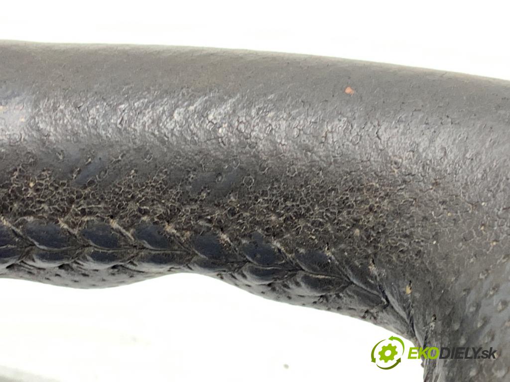 SUZUKI JIMNY III samochód terenowy zamknięty 2009 63 kW 1.5 DDiS 4x4 1461 Volant  (Volant)