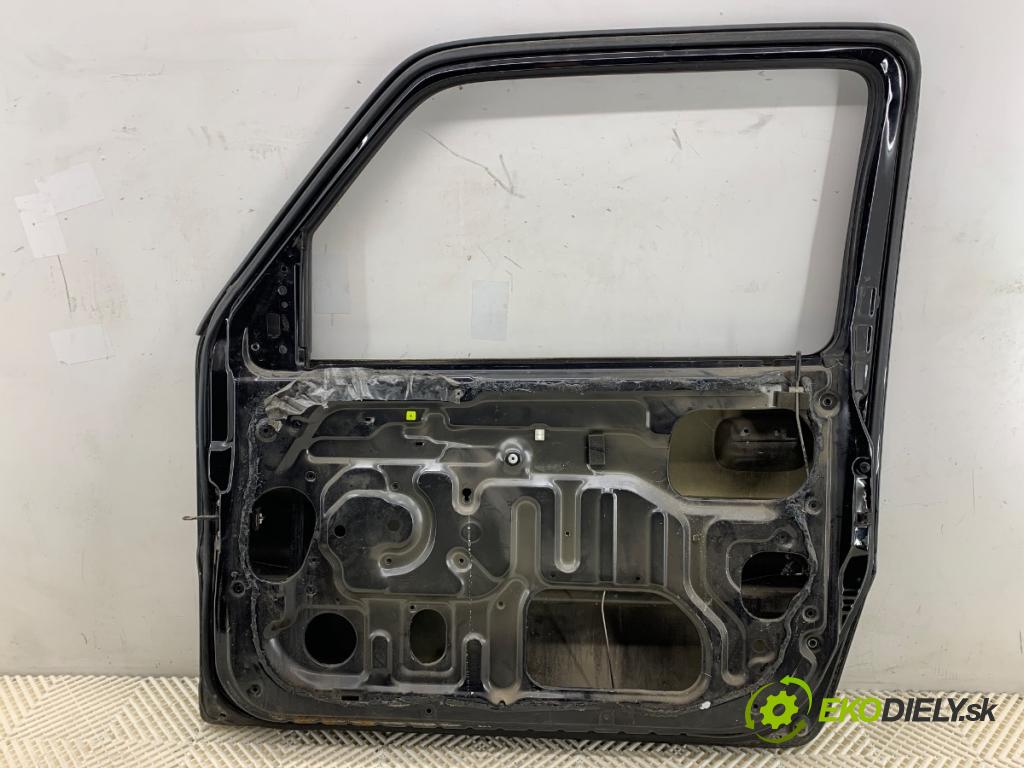SUZUKI JIMNY III samochód terenowy zamknięty 2009 63 kW 1.5 DDiS 4x4 1461 dveře pravý přední část