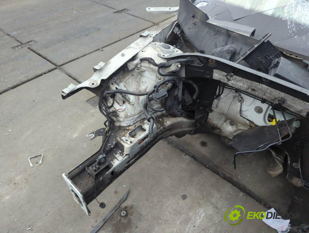VW PASSAT B8 Kombi 2016 140 kW 2.0 TDI 1968 KAROSERIA ČTVRŤÁK blatník zadní část levý pravý práh střecha PODŁUŻNICA levý pravý
