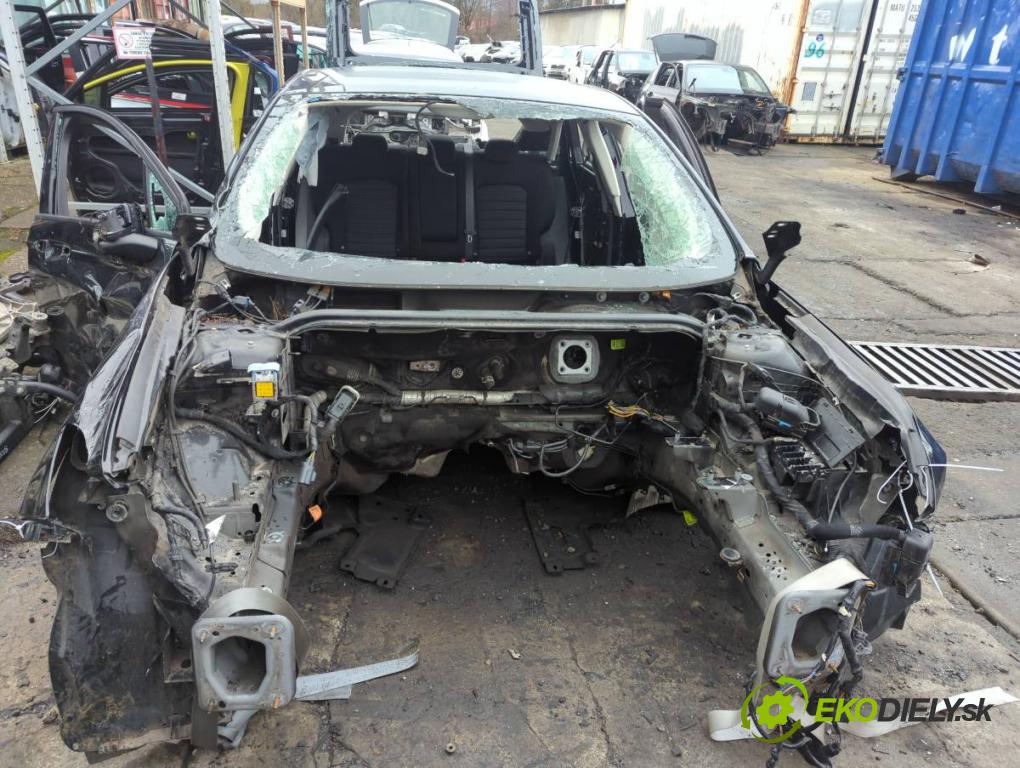 FORD MONDEO MK5 liftback 2017 110 kW 2.0 TDCi 1998 KAROSERIA ČTVRŤÁK blatník zadní část levý pravý práh střecha PODŁUŻNICA levý pravý