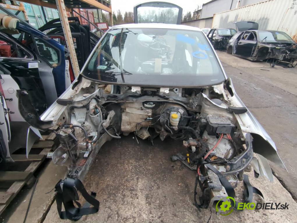 SKODA FABIA III Kombi 2017 77 kW 1.4 TDI 1422 KAROSERIA ČTVRŤÁK blatník zadní část levý pravý práh střecha PODŁUŻNICA levý pravý