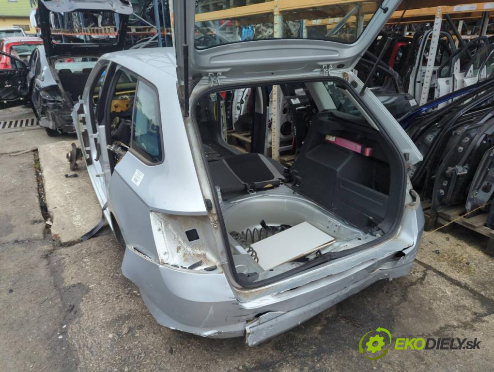 SKODA FABIA III Kombi 2017 77 kW 1.4 TDI 1422 KAROSERIA ČTVRŤÁK blatník zadní část levý pravý práh střecha PODŁUŻNICA levý pravý