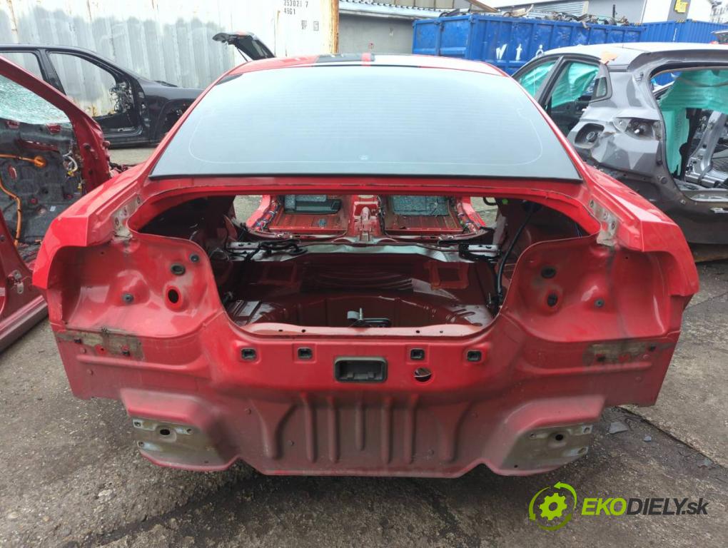 FORD USA MUSTANG V coupe 2014 227 kW 3.7 3726 KAROSERIA ČTVRŤÁK blatník zadní část levý pravý práh střecha PODŁUŻNICA levý pravý