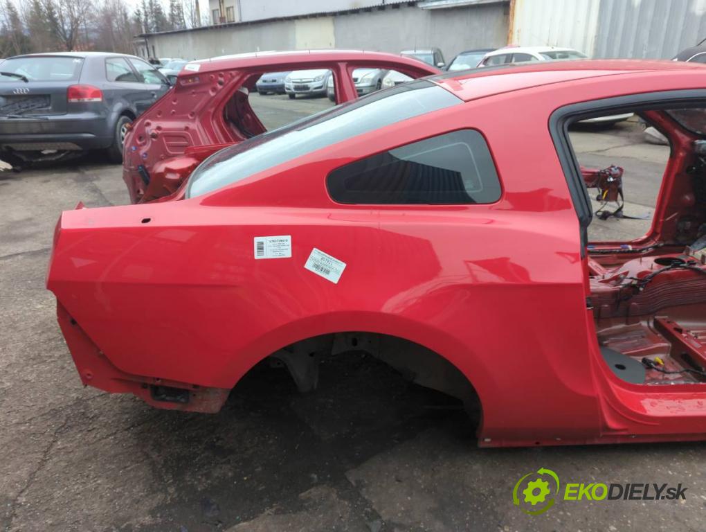 FORD USA MUSTANG V coupe 2014 227 kW 3.7 3726 KAROSERIA ČTVRŤÁK blatník zadní část levý pravý práh střecha PODŁUŻNICA levý pravý