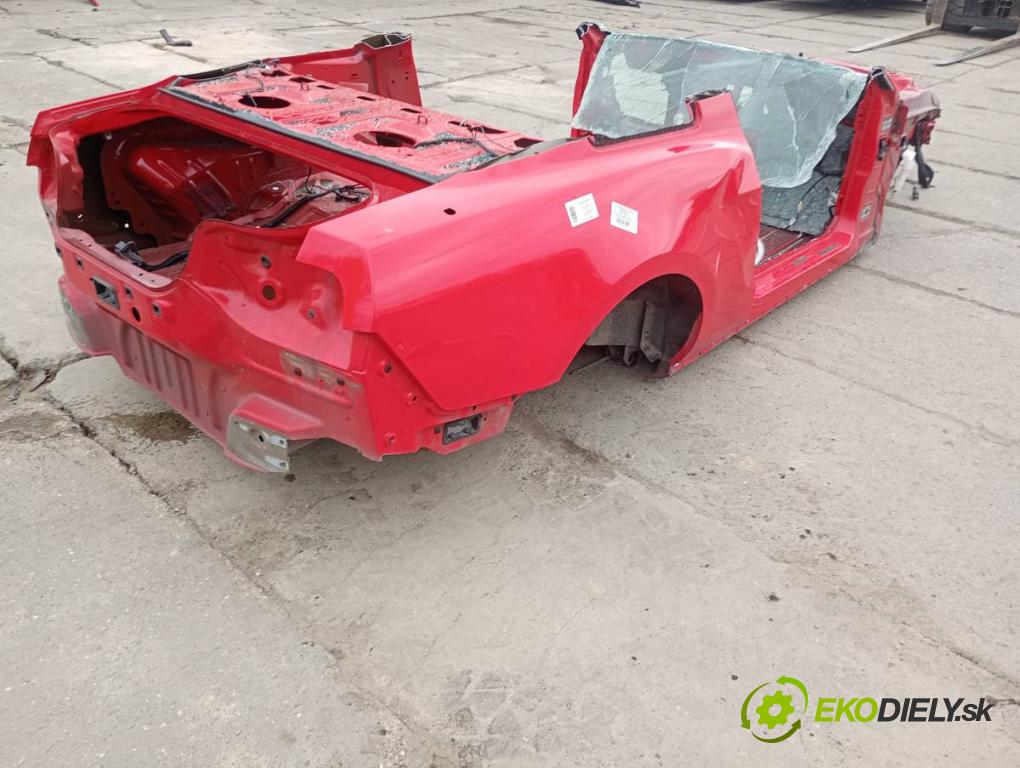 FORD USA MUSTANG V coupe 2014 227 kW 3.7 3726 karoséria ČTVRŤÁK: Blatník zad ľavy pravy prah PODŁUŻNICA pravy 