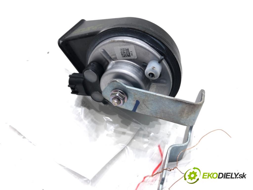 HYUNDAI KONA (SX2)  2025 150 kW EV   (n/d ccm / 150 kW / 204 KM) 0 klaksón 96611-BE000