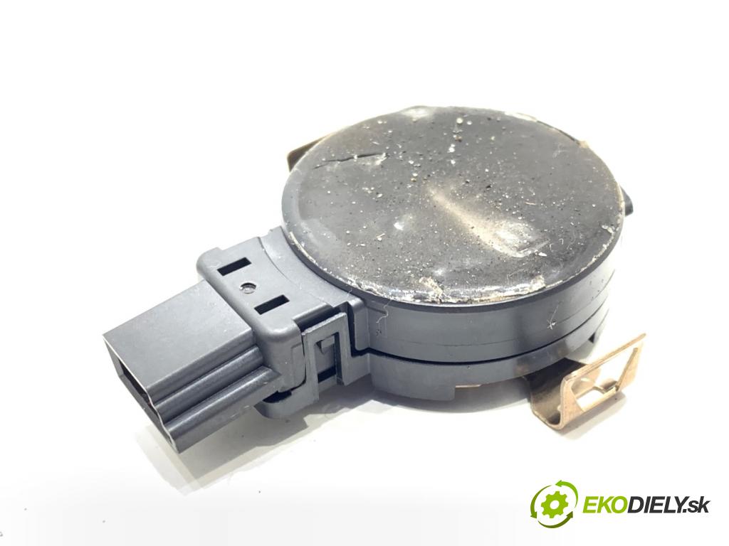 HYUNDAI KONA (SX2)  2025 150 kW EV   (n/d ccm / 150 kW / 204 KM) 0 Snímač dažďa 96000-KL000 (Snímač dažďa)