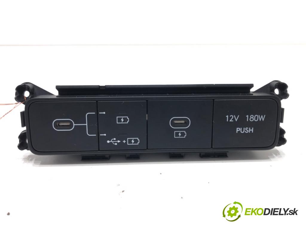 HYUNDAI KONA (SX2)  2025 150 kW EV   (n/d ccm / 150 kW / 204 KM) 0 HNÍZDO: USB 961A0BE000