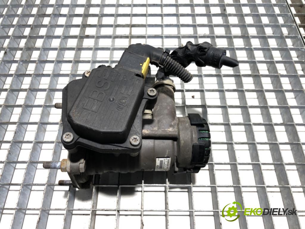 VOLVO FH II Platforma / podwozie 2015 368 kW 500 368 kW [500 KM] olej napędowy 2017 - 2022 12777 ventil EBS K028781