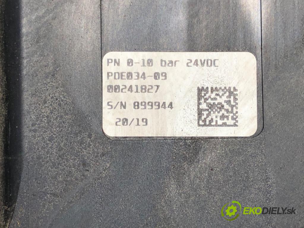 VOLVO FH II Platforma / podwozie 2015 368 kW 500 368 kW [500 KM] olej napędowy 2017 - 2022 12777 pumpa SCR 85022215