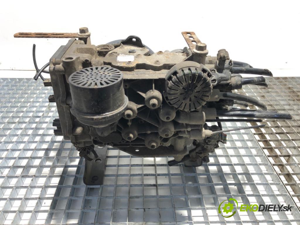 VOLVO FH II Platforma / podwozie 2015 368 kW 500 368 kW [500 KM] olej napędowy 2017 - 2022 12777 kondenzátor sušič vzduchu 22358797 (Klimatizace ostatní)