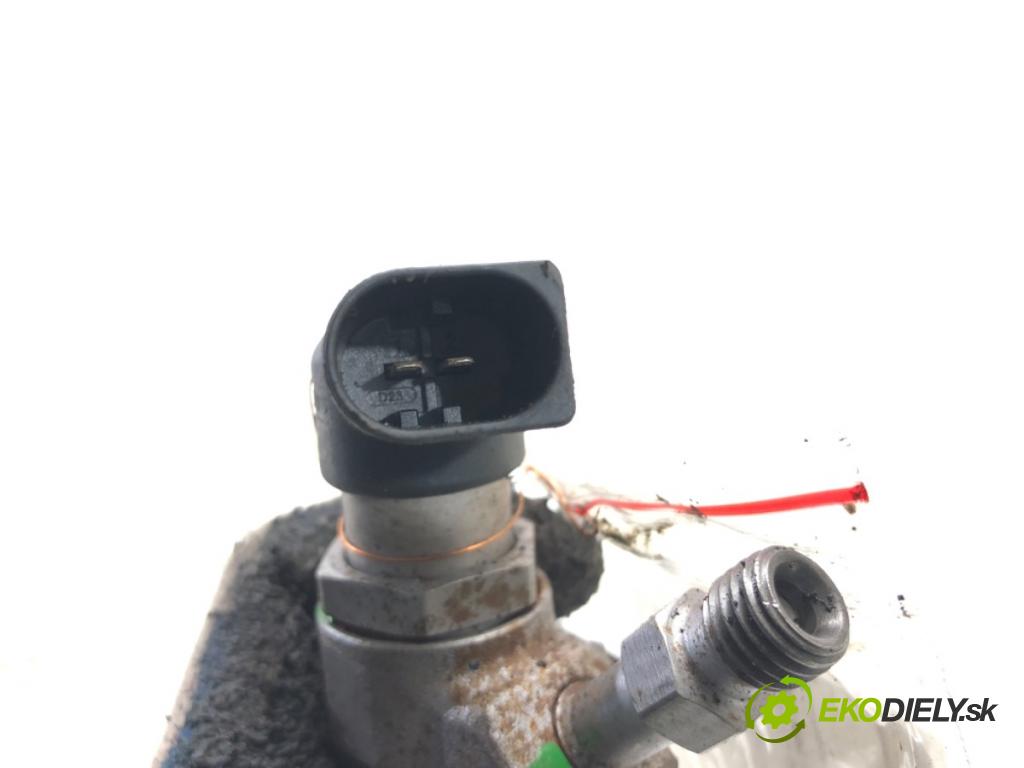 FORD KUGA I SUV 2008 100 kW 2.0 TDCi 1997 vstrekovač 9657144580 (Vstrekovač paliva)
