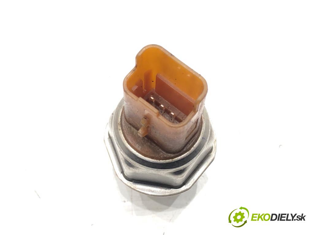 FORD TRANSIT CONNECT nadwozie wielkoprzestrzenne (MPV) 2016 88 kW 1.5 TDCi 1499 Snímač tlaku paliva 9676643880 (Snímač)