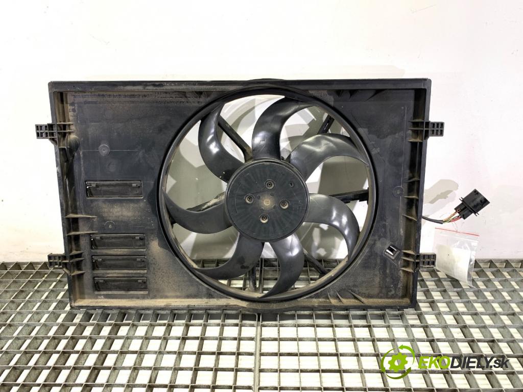 VW T-ROC SUV 2019 110 kW 1.5 TSI 1495 Ventilátor chladiča 5Q0121205AP (Ventilátor)