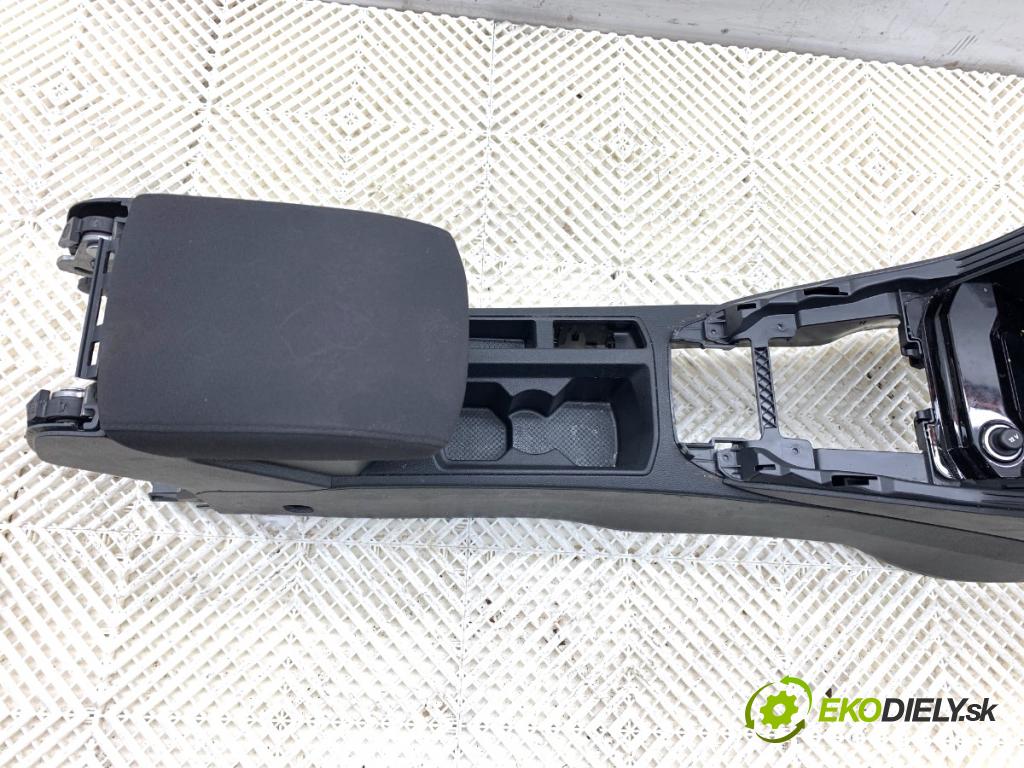 VW T-ROC SUV 2019 110 kW 1.5 TSI 1495 Tunel stredový 2GA863241C (Stredový tunel)