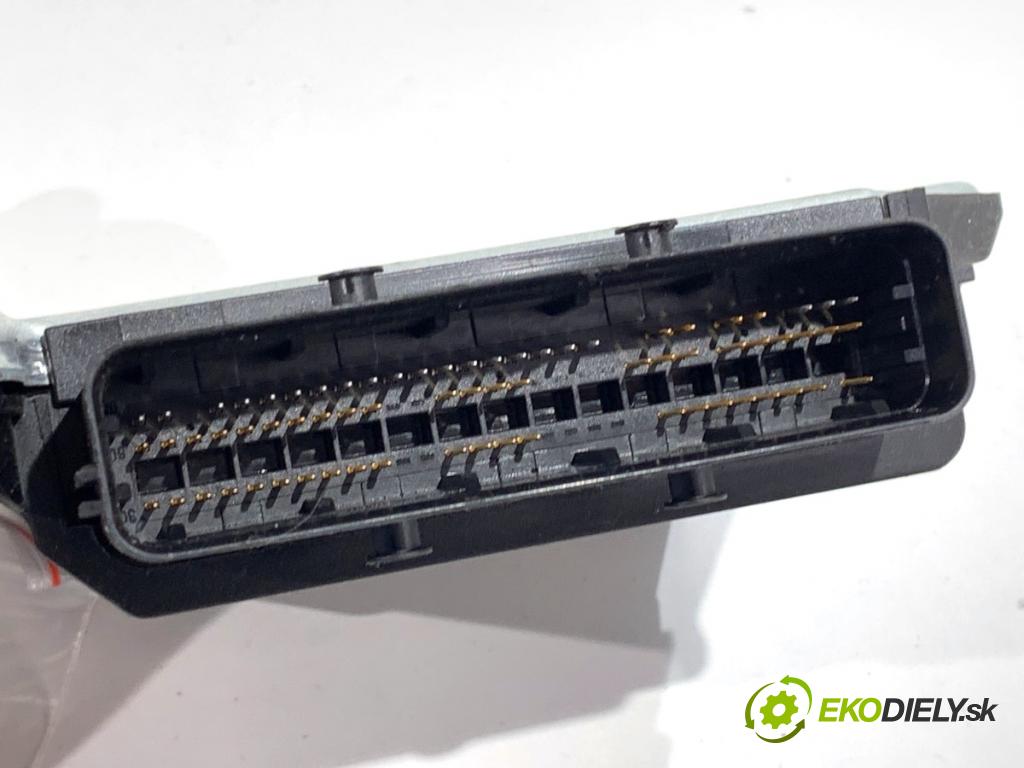 VW T-ROC SUV 2019 110 kW 1.5 TSI 1495 senzor airbag 3Q0959655CS (Snímač)