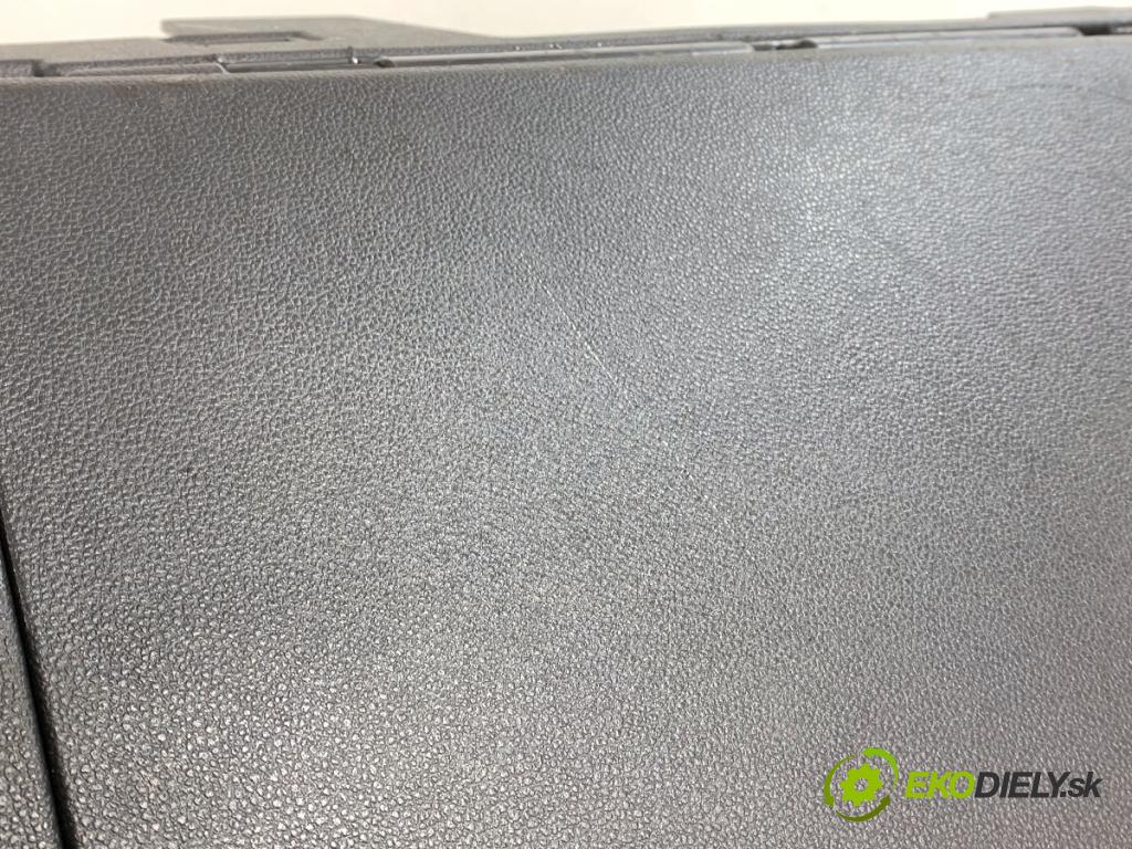 VW T-ROC SUV 2019 110 kW 1.5 TSI 1495 přihrádka kastlík spolujezdce 2GA857101 (Přihrádka (kastlík))