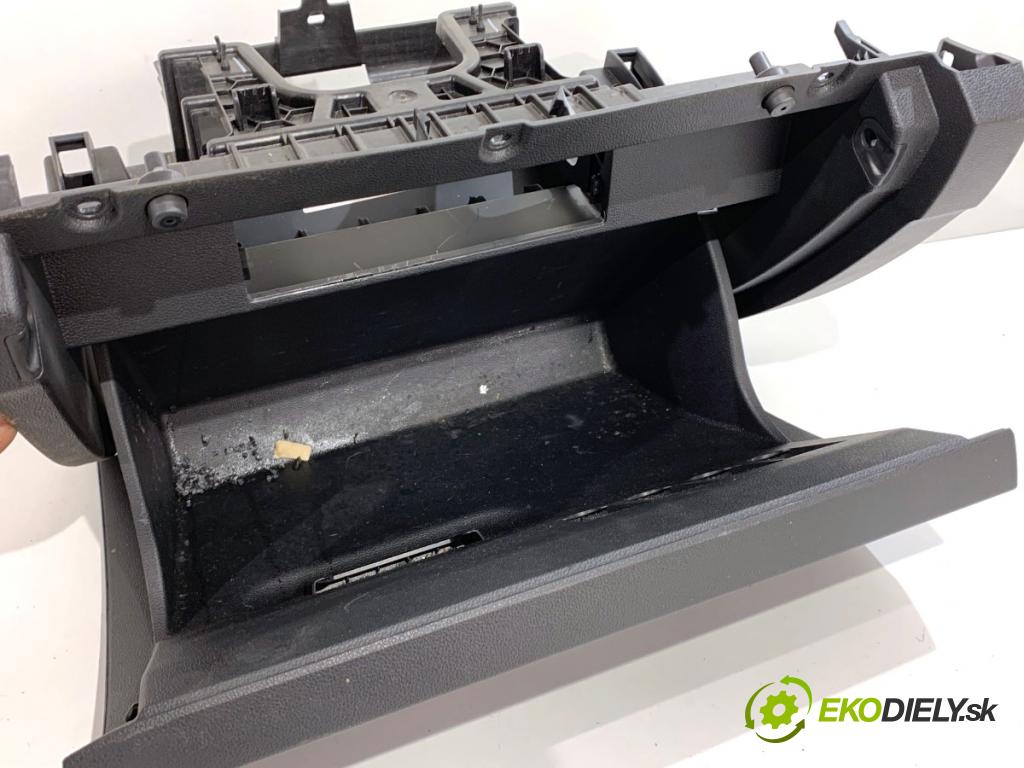 VW T-ROC SUV 2019 110 kW 1.5 TSI 1495 přihrádka kastlík spolujezdce 2GA857101 (Přihrádka (kastlík))