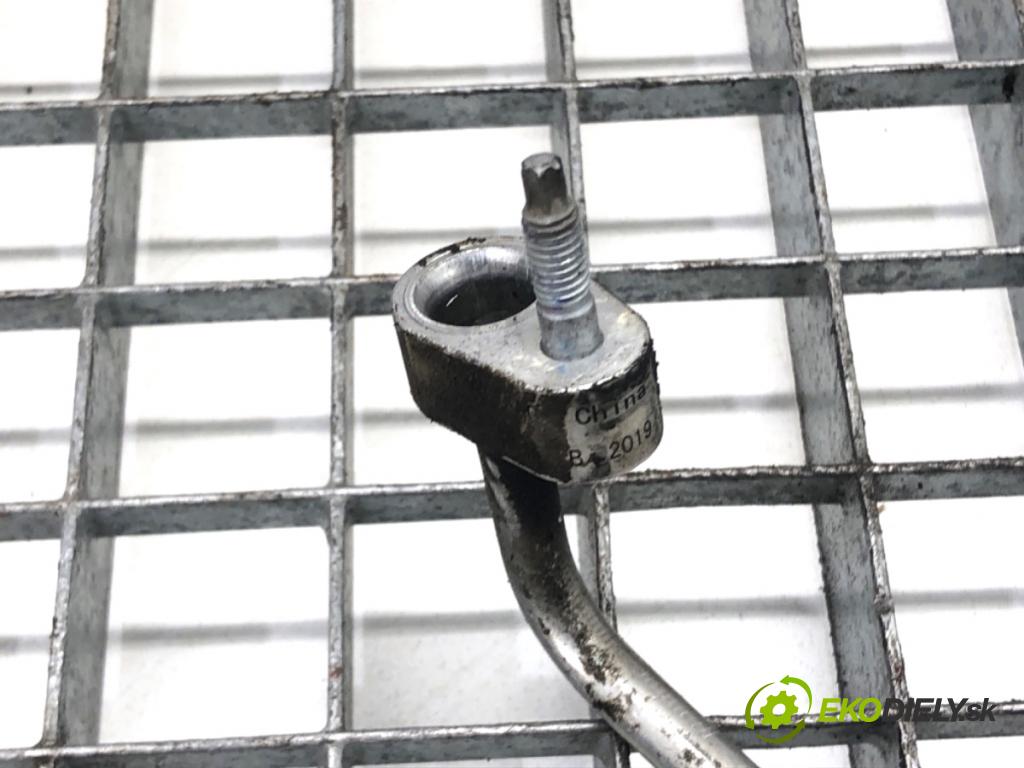 VW T-ROC SUV 2019 110 kW 1.5 TSI 1495 rúrka klimatizace 5Q0816741B (Trubka klimatizace)