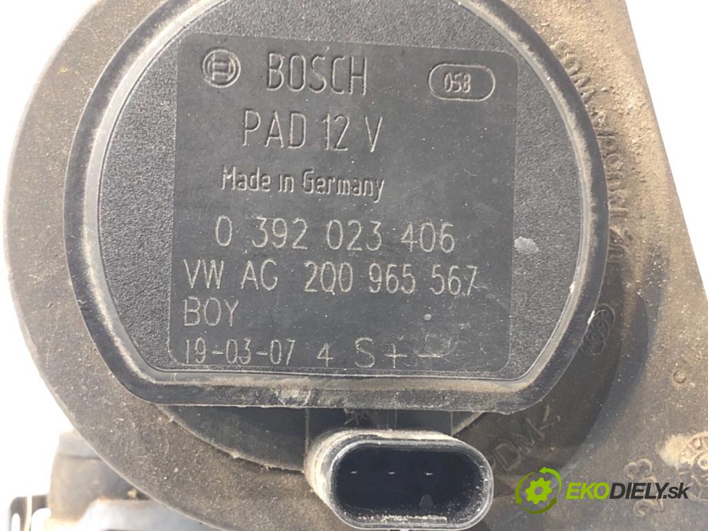 VW T-ROC SUV 2019 110 kW 1.5 TSI 1495 DALŠÍ: pumpa vody 2Q0965567 0392023406 (Vodní pumpa)