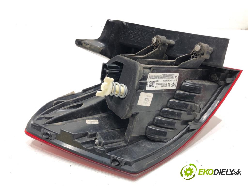 VW T-ROC SUV 2019 110 kW 1.5 TSI 1495 Svetlo pravy zad 2GA945096