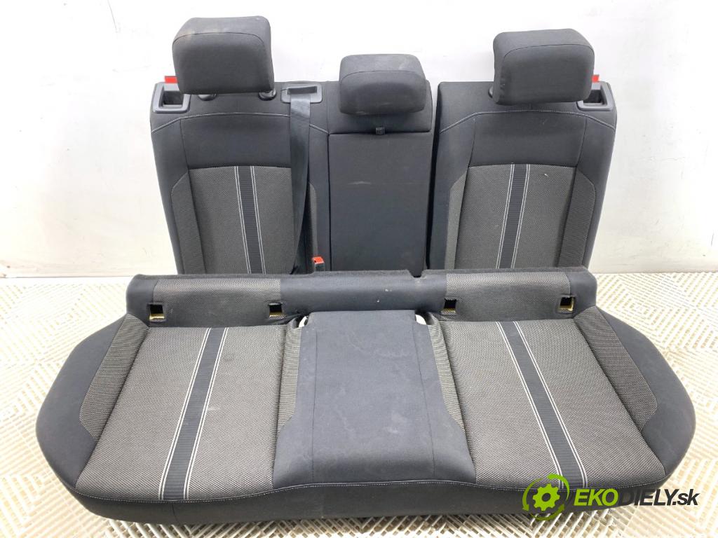 VW T-ROC SUV 2019 110 kW 1.5 TSI 1495 Sedadlo druhý rad 