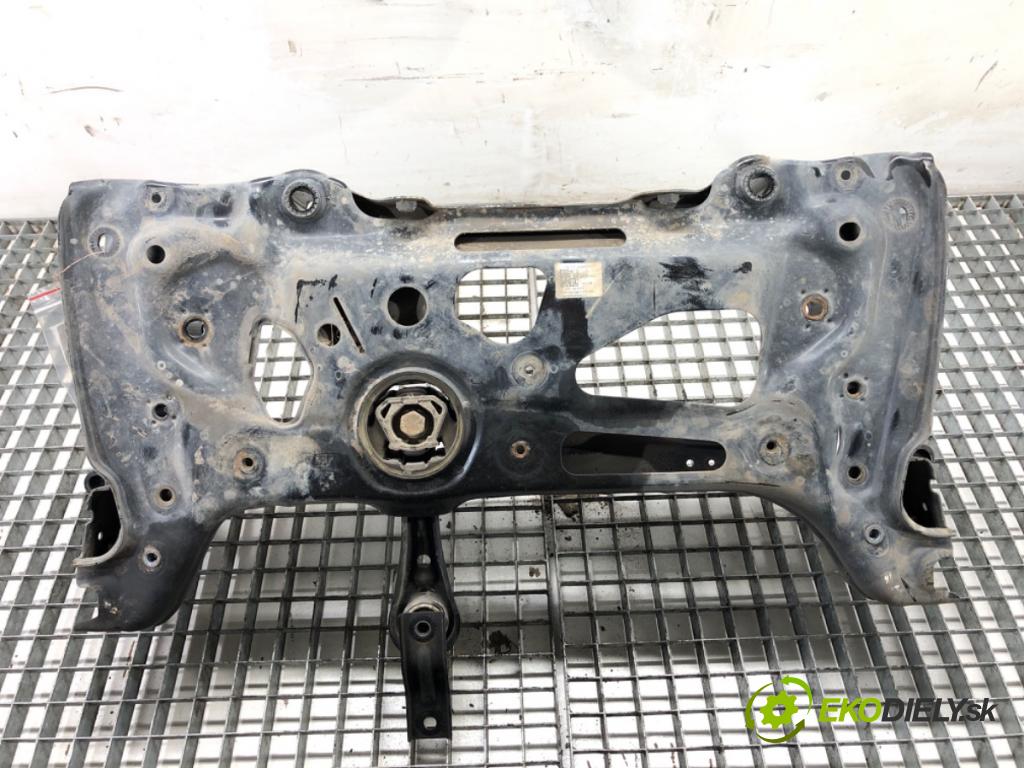 VW T-ROC SUV 2019 110 kW 1.5 TSI 1495 výztuha pod motor  (Přední výztuha)