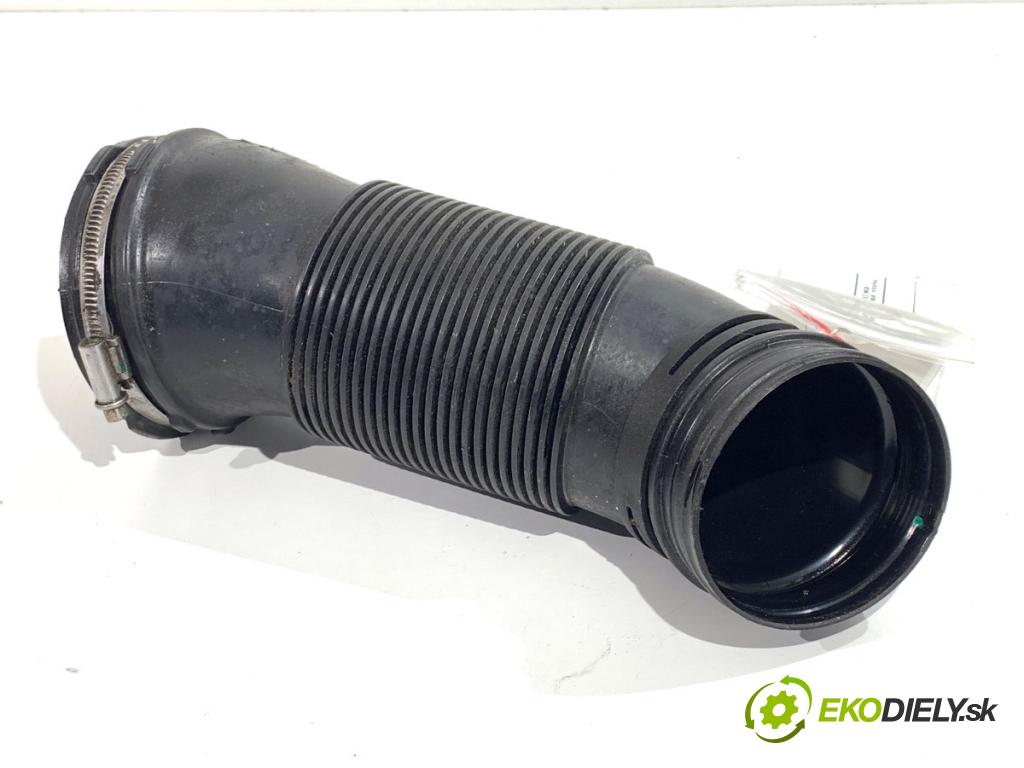 VW T-ROC SUV 2019 110 kW 1.5 TSI 1495 rúrka klimatizace 5Q0129684C (Trubka klimatizace)