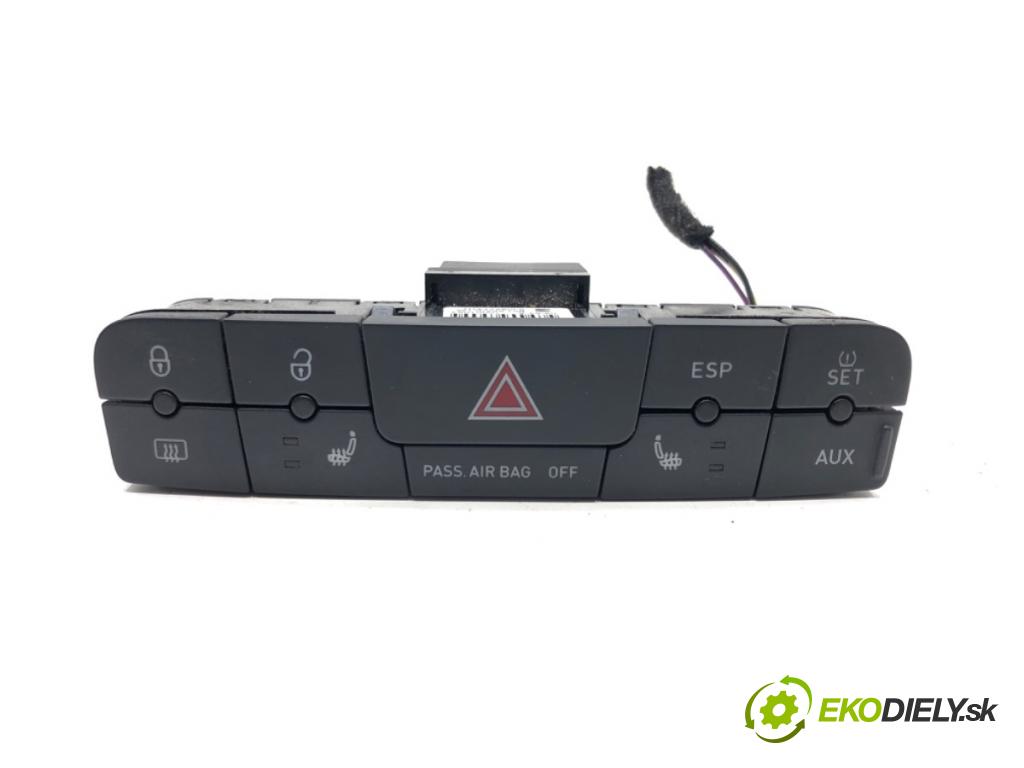 SEAT IBIZA IV liftback 2009 63 kW 1.4 1390 Spínač svetiel výstražných (núdzových) 6J0927137H (Prepínacie páčky pod volantom)