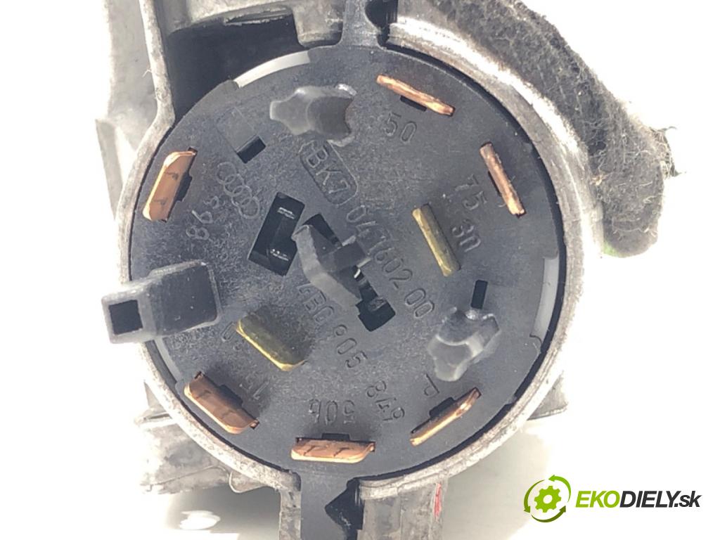 SEAT IBIZA IV liftback 2009 63 kW 1.4 1390 spinačka 4B0905851C (Spínacia skrinka)