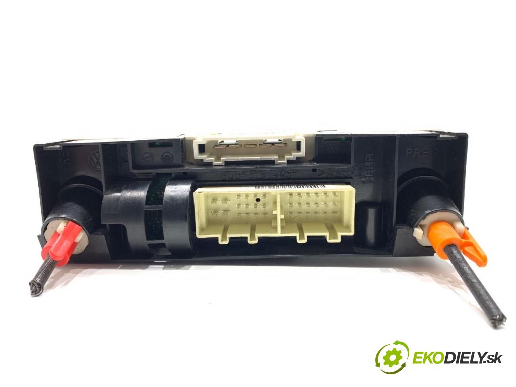 SEAT IBIZA IV liftback 2009 63 kW 1.4 1390 Panel ovládania kúrenia 6J0820045 (Prepínacie páčky pod volantom)