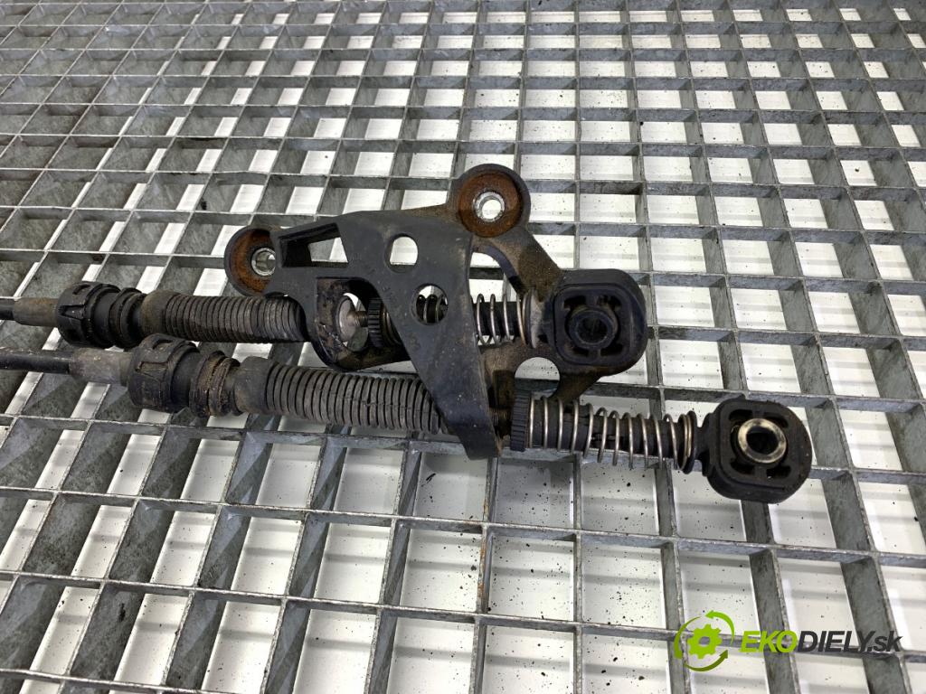 SEAT IBIZA IV liftback 2009 63 kW 1.4 1390 Kulisa 6Q0711049CG (Rýchlostná páka (kulisa))