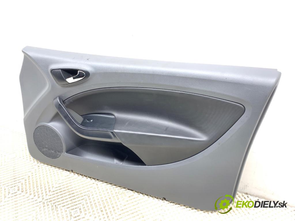SEAT IBIZA IV liftback 2009 63 kW 1.4 1390 ča dveře pravý přední část