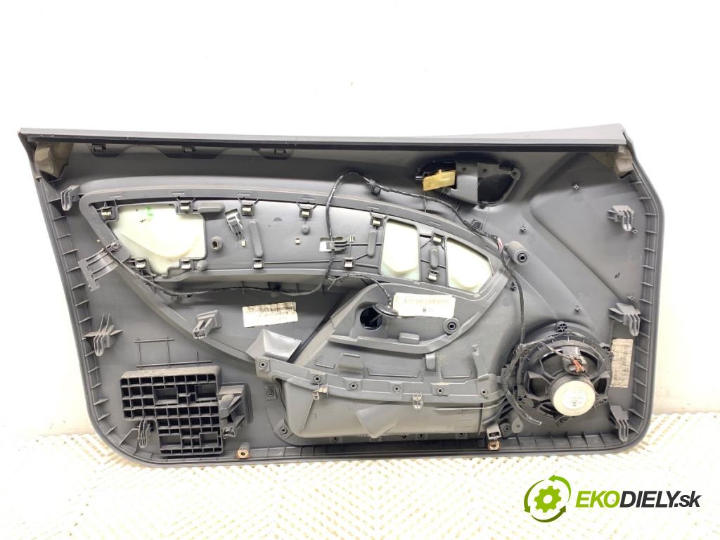 SEAT IBIZA IV liftback 2009 63 kW 1.4 1390 ča dveře pravý přední část