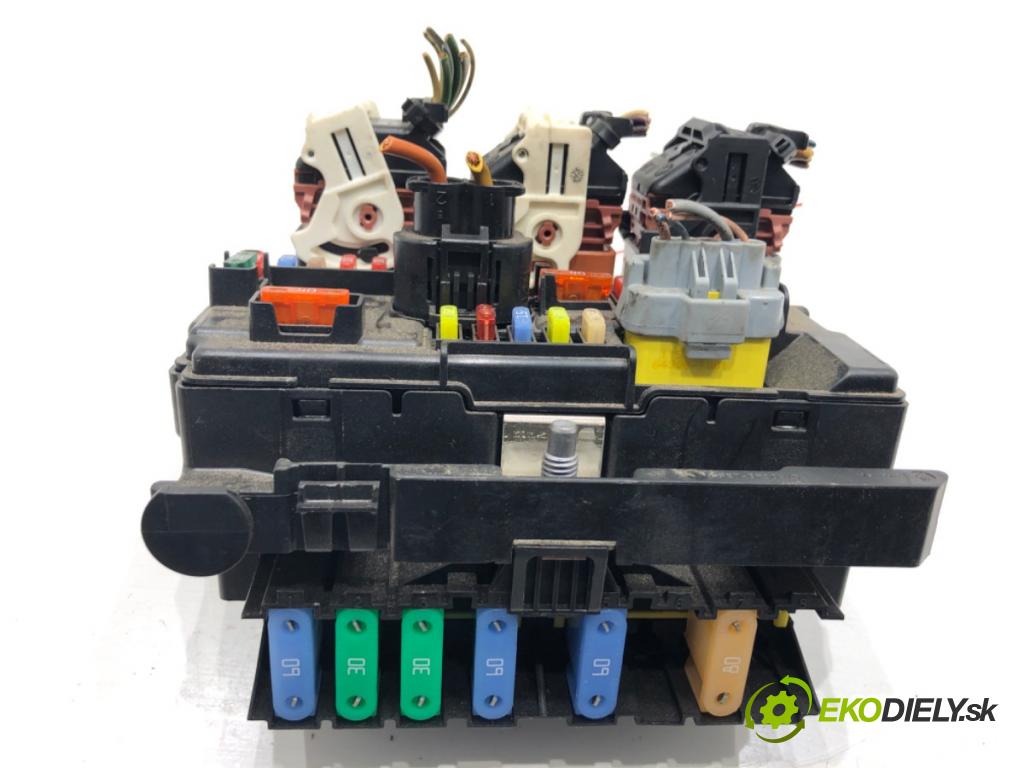 CITROEN C3 PICASSO nadwozie wielkoprzestrzenne (MPV) 2010 88 kW 1.6 VTi 120 1598 Modul BSM 9667199580 (Riadiaca jednotka ostatné)