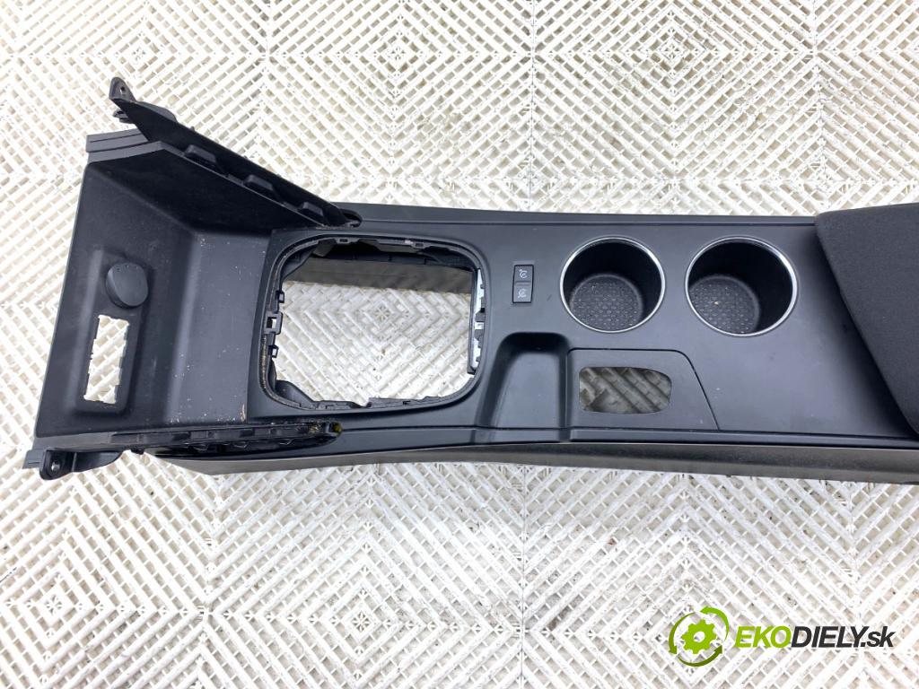 RENAULT MEGANE IV Kombi 2017 66 kW 1.5 dCi 90 1461 Tunel středový 969109180R (Středový tunel)