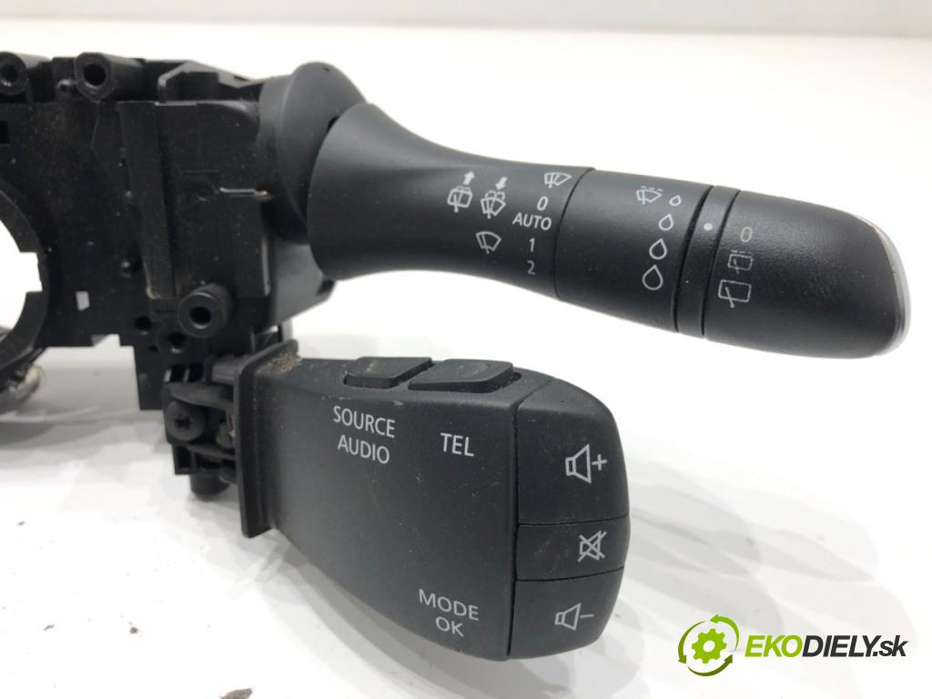 RENAULT MEGANE IV Kombi 2017 66 kW 1.5 dCi 90 1461 Prepínač kombinovaný 255678341R (Prepínacie páčky pod volantom)