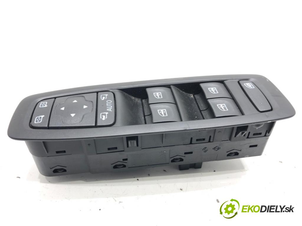 RENAULT MEGANE IV Kombi 2017 66 kW 1.5 dCi 90 1461 Prepínač okien 254012952R (Prepínacie páčky pod volantom)