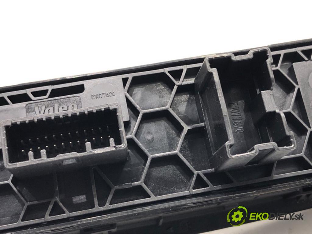 RENAULT MEGANE IV Kombi 2017 66 kW 1.5 dCi 90 1461 Prepínač okien 254012952R (Prepínacie páčky pod volantom)