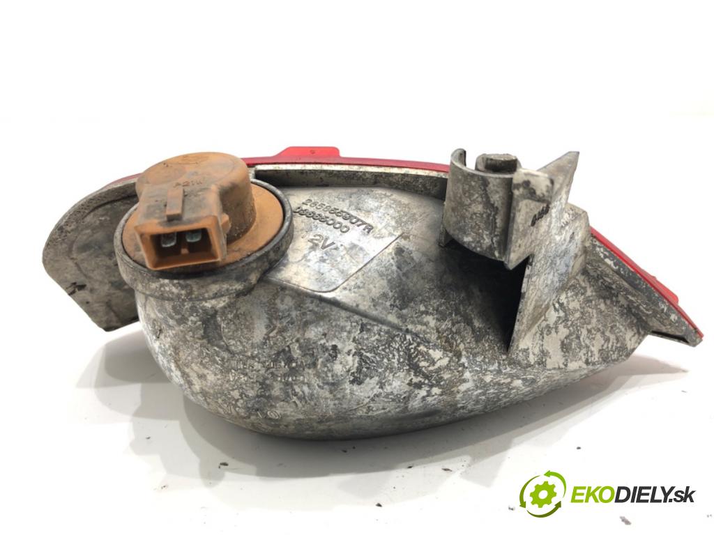 RENAULT MEGANE IV Kombi 2017 66 kW 1.5 dCi 90 1461 Svetlo nárazníka ľavy zad 265855907R