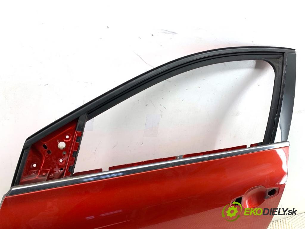 RENAULT MEGANE IV Kombi 2017 66 kW 1.5 dCi 90 1461 dveře levý přední část