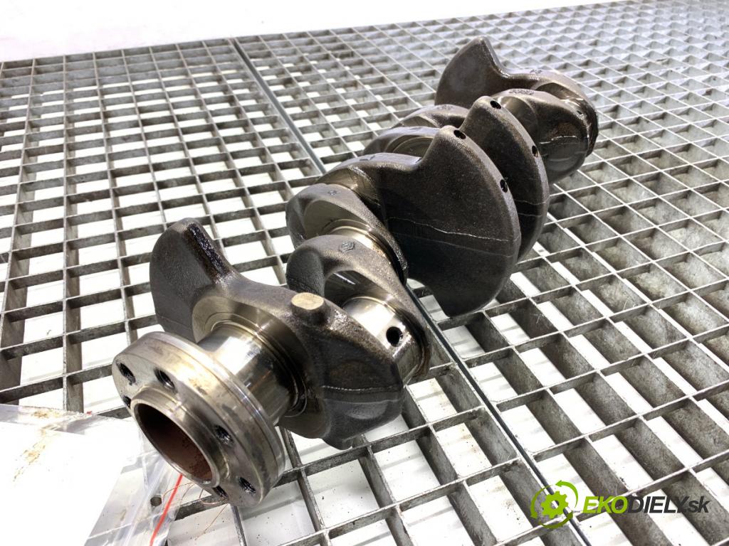 RENAULT MEGANE IV Kombi 2017 66 kW 1.5 dCi 90 1461 Kardaň, hriadeľ KLIKA:  (Blok motora ostatné)