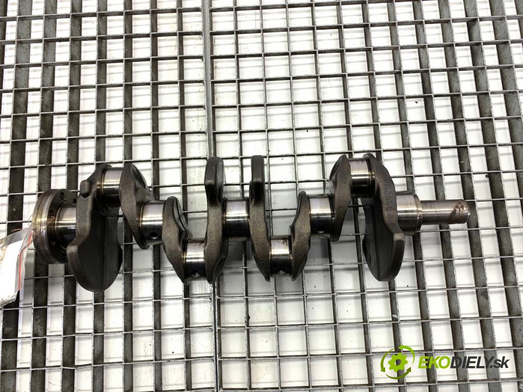 RENAULT MEGANE IV Kombi 2017 66 kW 1.5 dCi 90 1461 Kardaň, hriadeľ KLIKA:  (Blok motora ostatné)