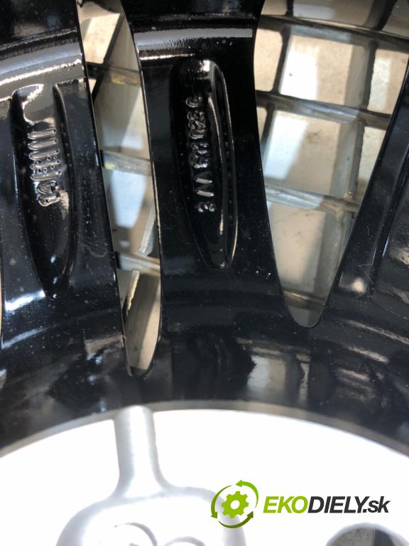 VW --- ---  --- --- --- disk HLINÍK 17 ET 47 5X112 51 3AA601025G