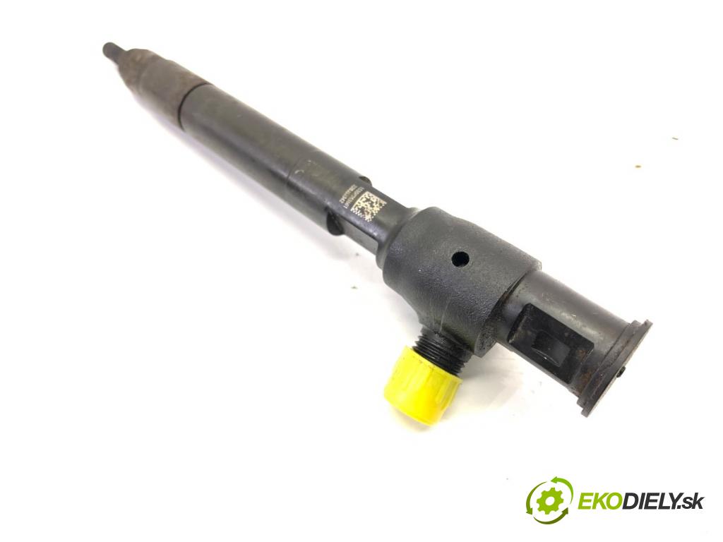 FORD MONDEO MK5 Kombi 2016 110 kW 2.0 TDCi 1998 vstrekovač 9674984080 (Vstrekovač paliva)