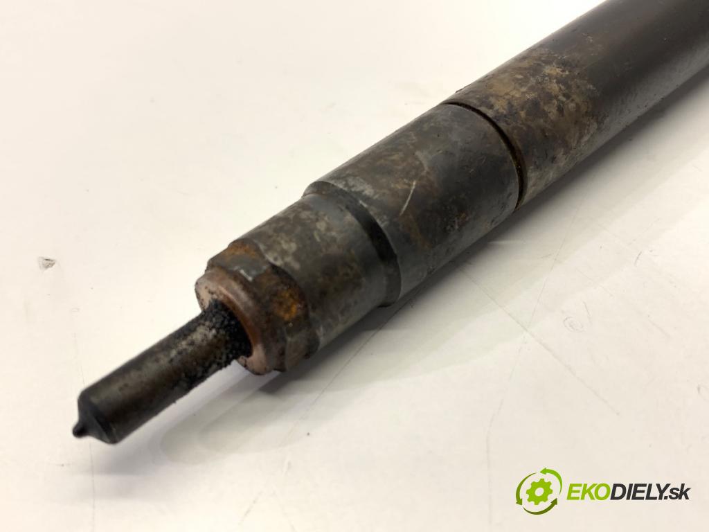 FORD MONDEO MK5 Kombi 2016 110 kW 2.0 TDCi 1998 vstrekovač 9674984080 (Vstrekovač paliva)