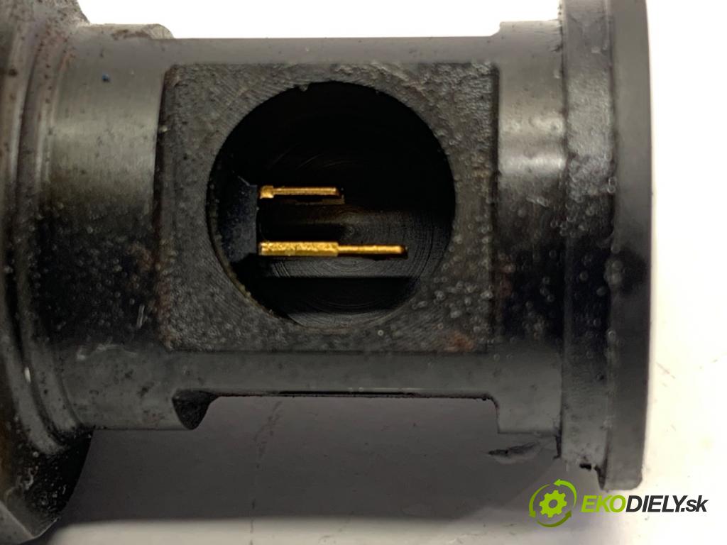 FORD MONDEO MK5 Kombi 2016 110 kW 2.0 TDCi 1998 vstrekovač 9674984080 (Vstrekovač paliva)