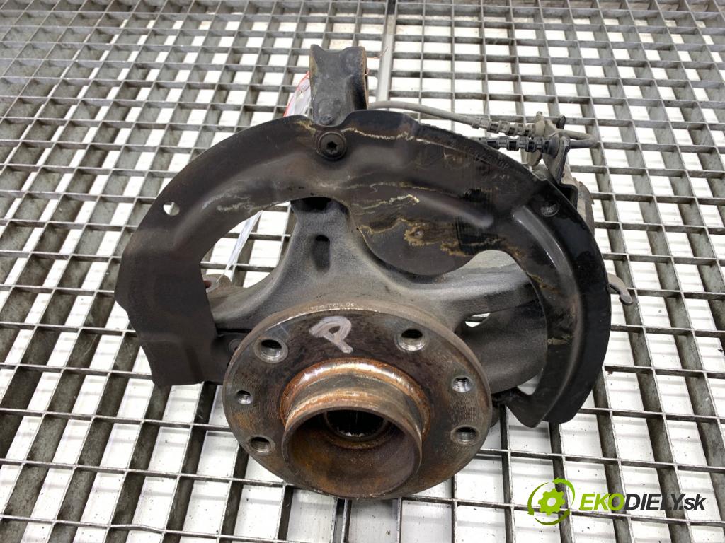 RENAULT MEGANE IV liftback 2019 85 kW 1.5 Blue dCi 115 (B9A6) 1461 náboj pravy predný 