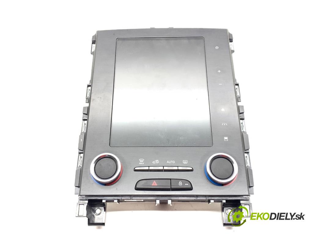 RENAULT MEGANE IV liftback 2019 85 kW 1.5 Blue dCi 115 (B9A6) 1461 Dislpej 280909742R (Prístrojová doska)